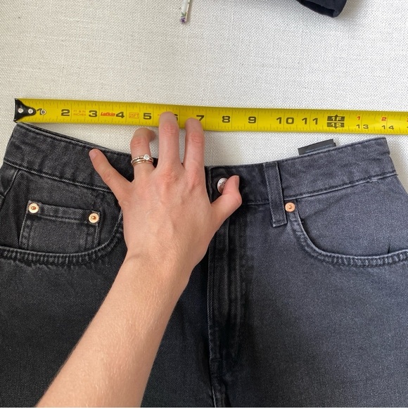 H&M 100% Cotton Washed Black Shorts Size 6 - Picture 8 of 8